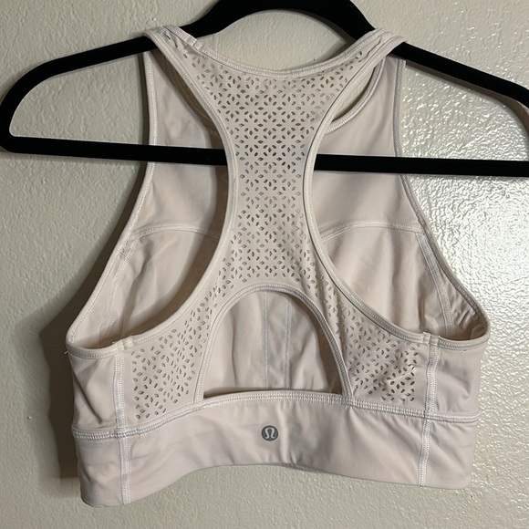 Lululemon Get Your Peek On Bra - Picture 2 of 3